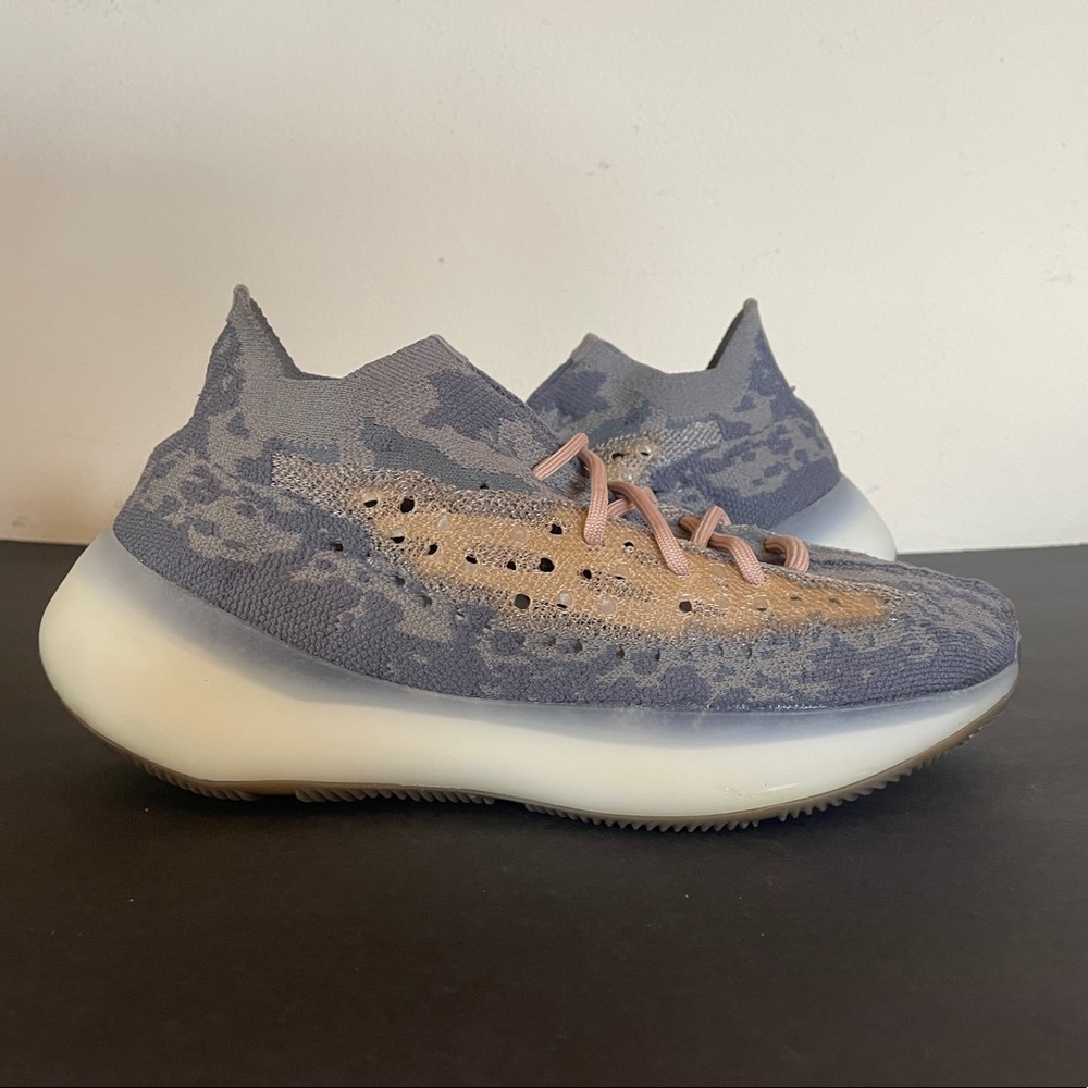 SOLD ✅✅ - Yeezy 380 Mist Reflective - Size 9 EXCELLENT CONDITION AUTHENTIC